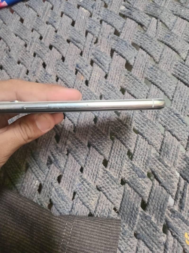 iPhone 2