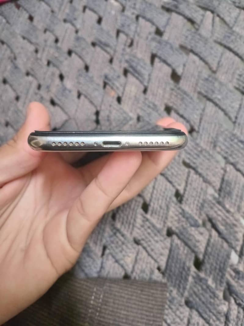 iPhone 4