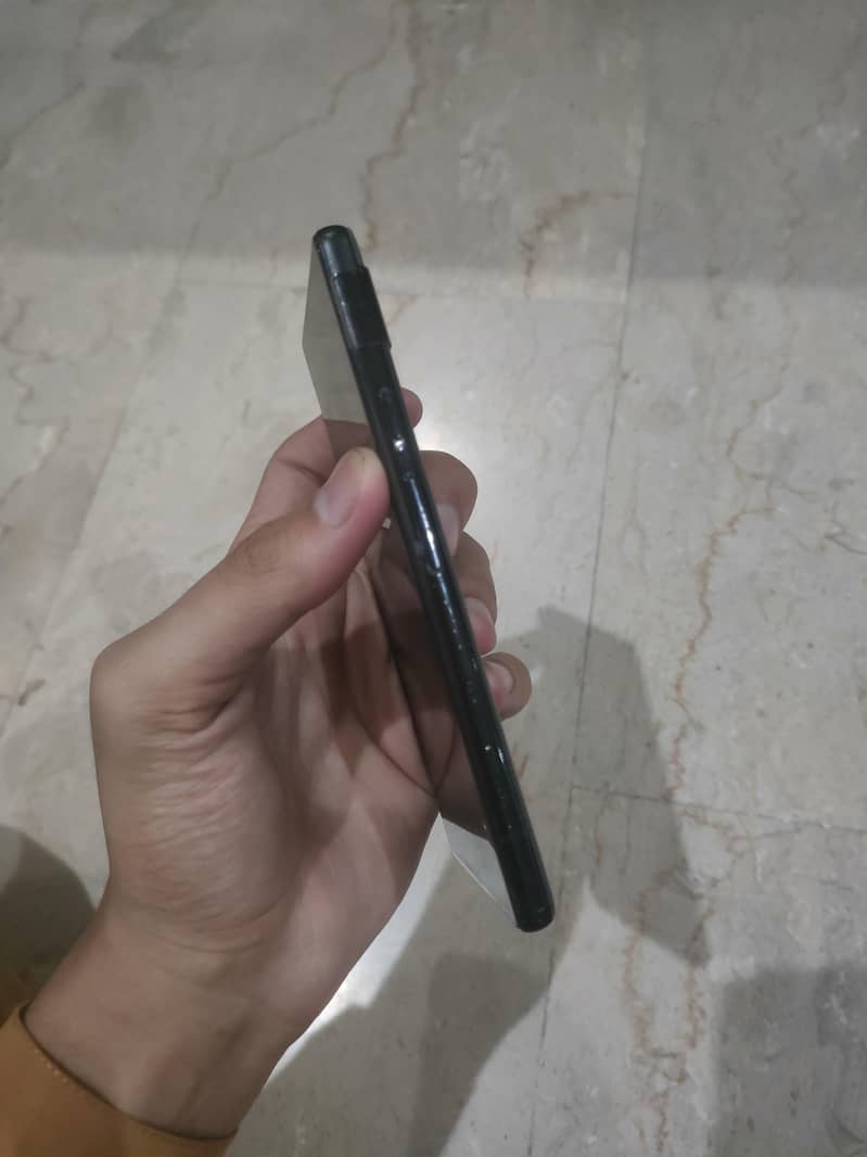 Google Pixel 6a 1