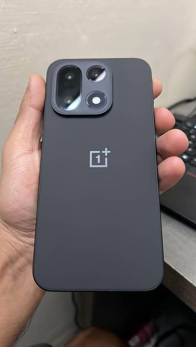 One Plus 15 - 3 months used 10/10 - Non PTA