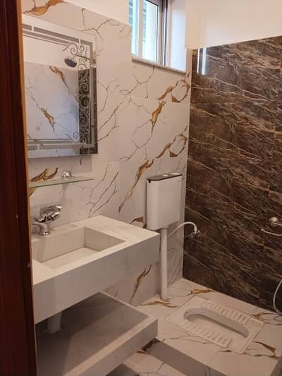 Ground Floor P. H. A Flat for Rent Avabial IN i-16/3