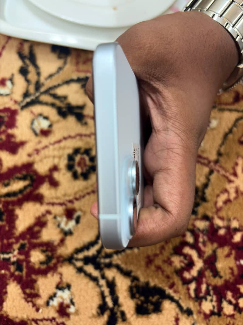 iphone 15 plus 2