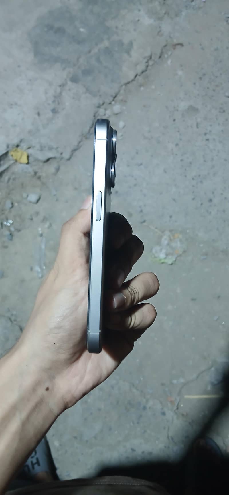 Apple iPhone 15 Pro 1