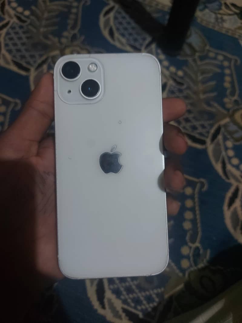 Apple iPhone 13 0