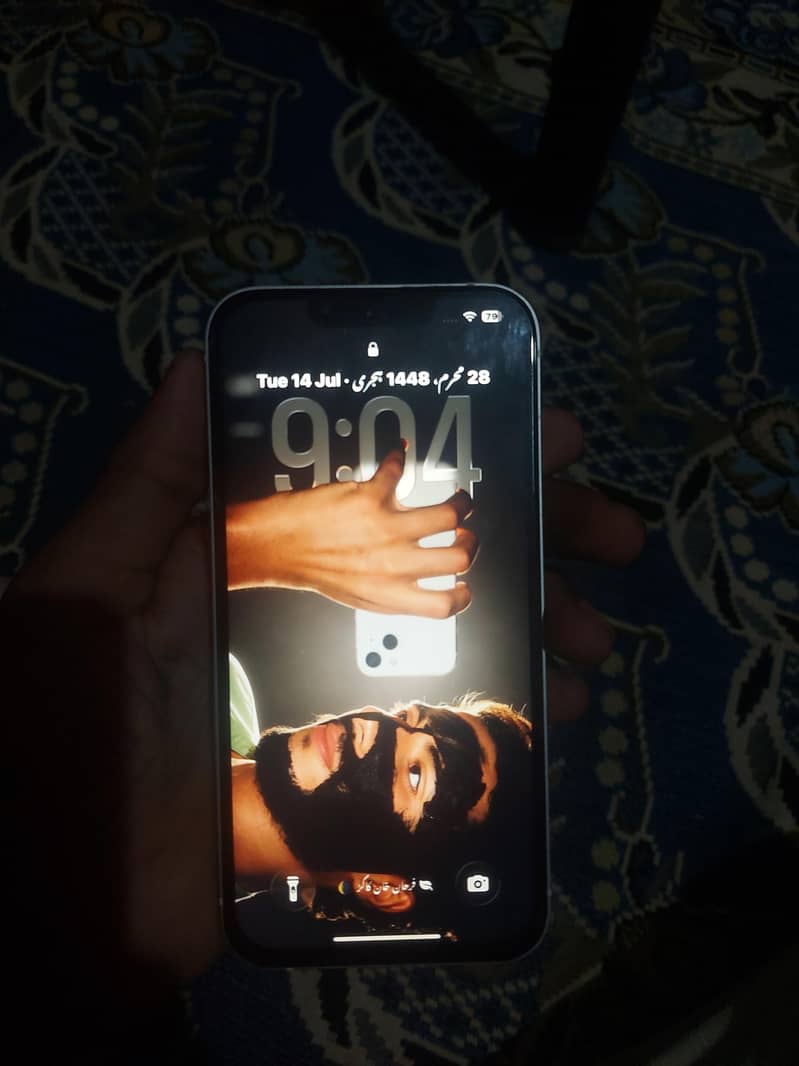 Apple iPhone 13 1