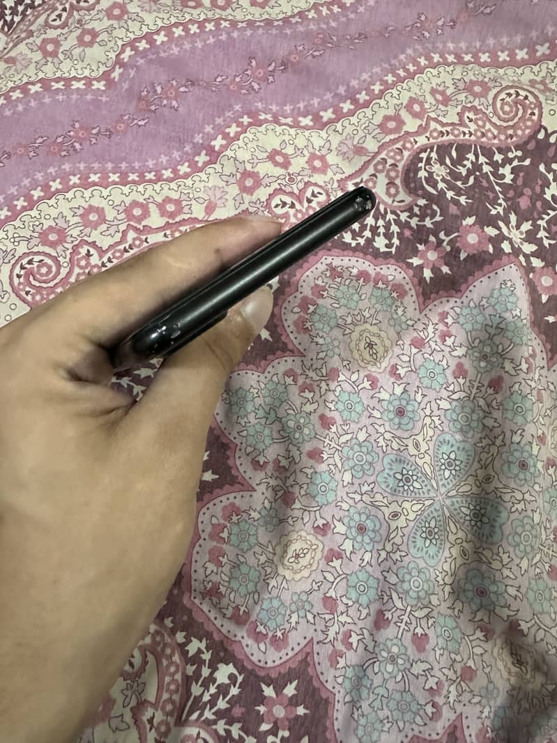 Apple iPhone 7 Plus 4