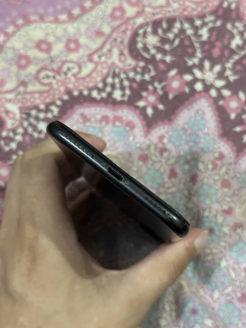 Apple iPhone 7 Plus 8