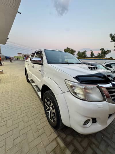 Toyota Hilux 2016