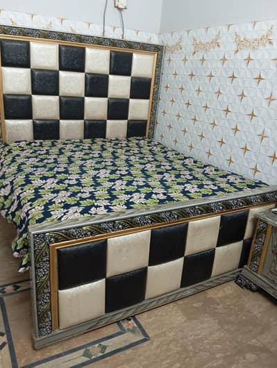 Used Wooded Bed Set - Condition 8/10