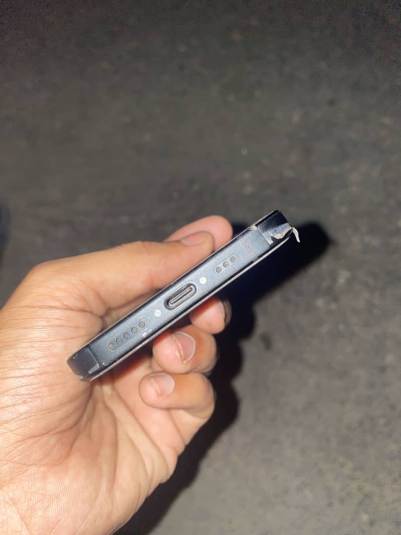 Apple iPhone 15 0