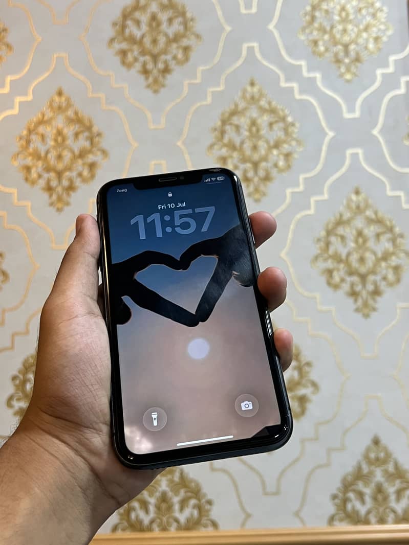 Apple iPhone 11 2