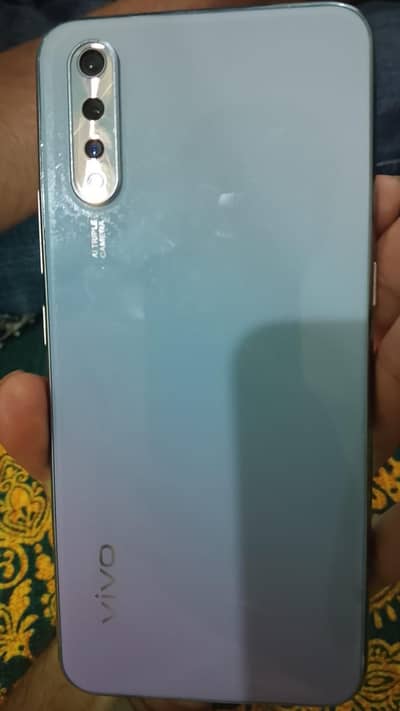 Bhot he achi device ha all ok 8/256
