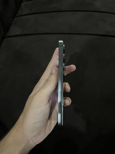 Samsung Mobile S24