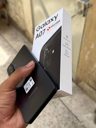 Samsung Mobile A07 4/64 8 months warranty