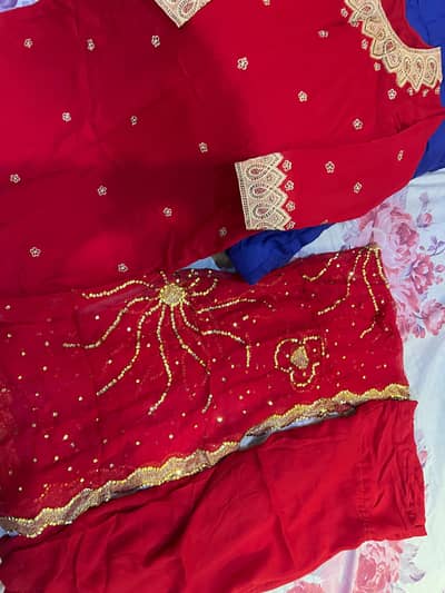 Red Embroidered 3-Piece Suit with Dupatta – Excellent Condition