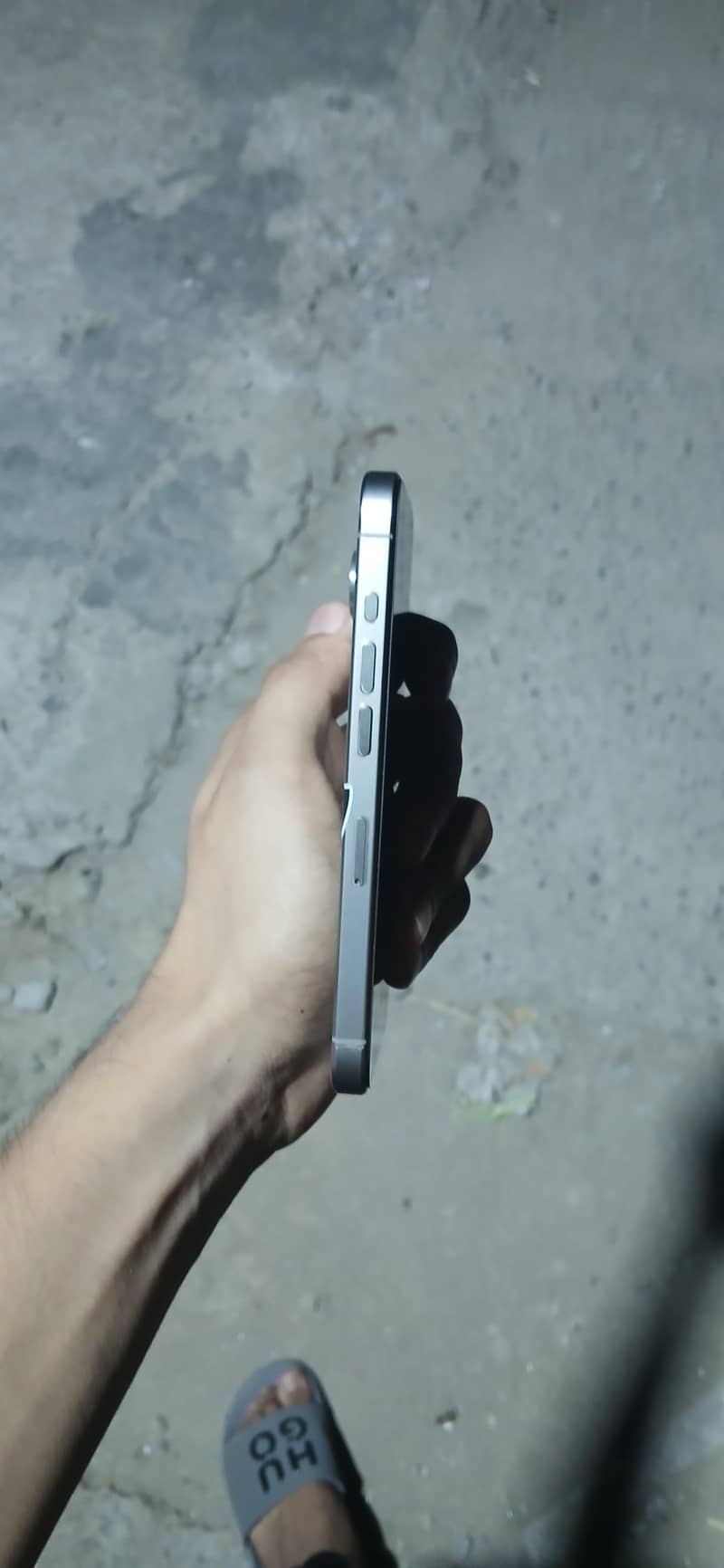 Apple iPhone 15 Pro 3