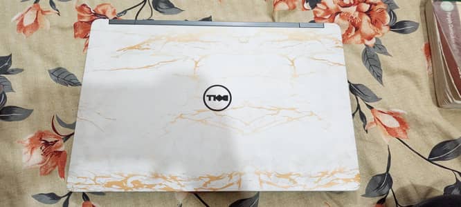 Dell latitude 5570 i5 6 gen HQ 16 gb ddr4 ram with graphics