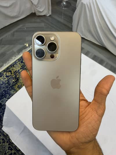 Iphn 15 Pro Max 256GB (natural Titanium)