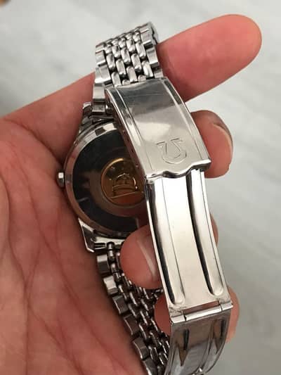 Swiss omega