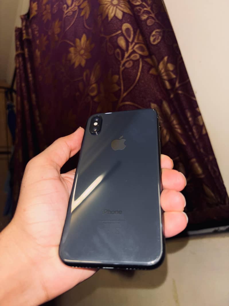 Apple iPhone X 0
