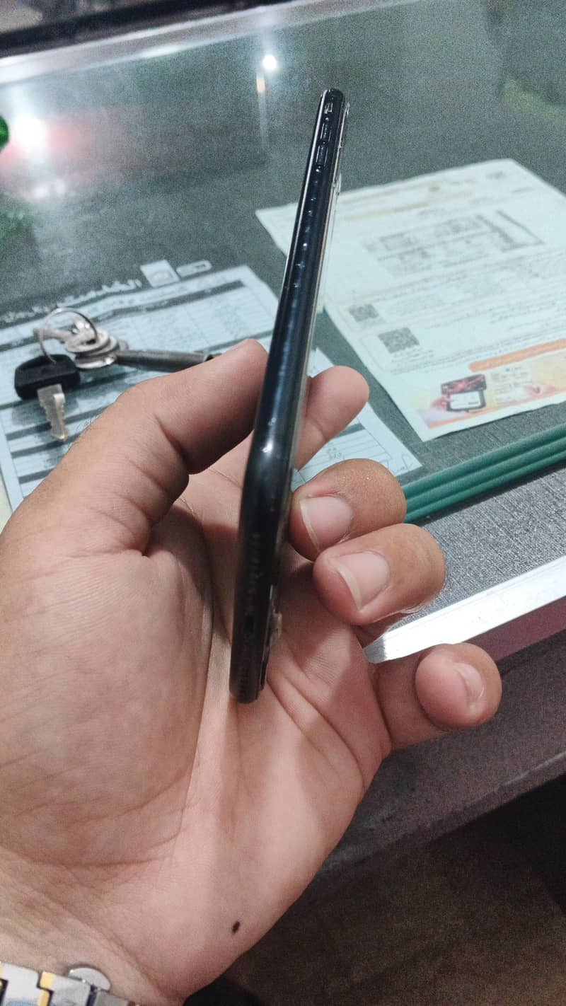 Apple iPhone 7 Plus 1