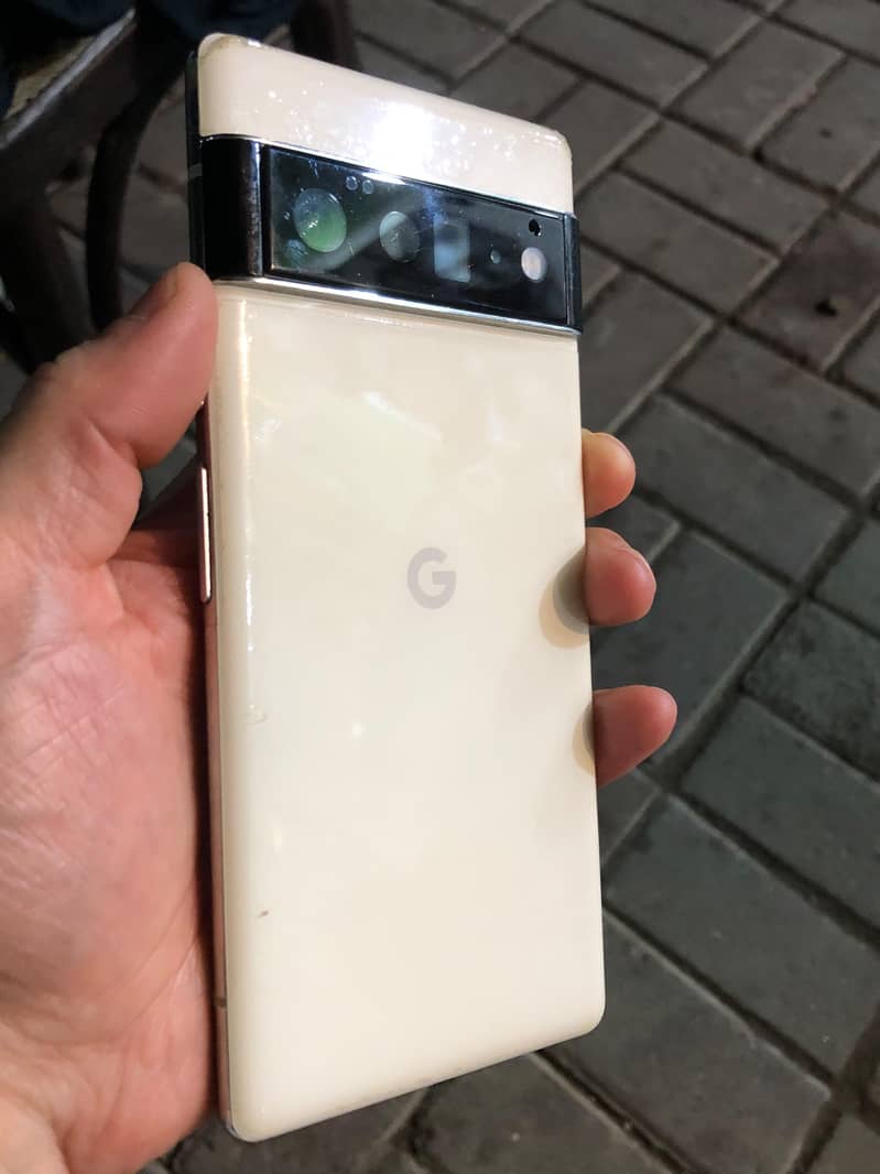 Google Pixel 6 Pro 2