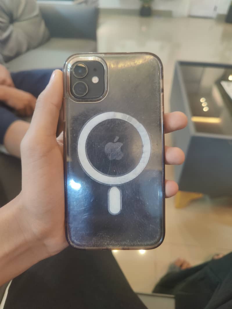 Apple iPhone 11 3