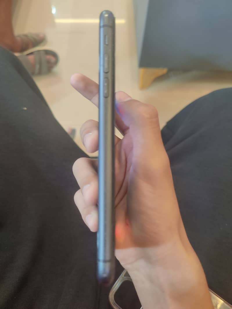Apple iPhone 11 5