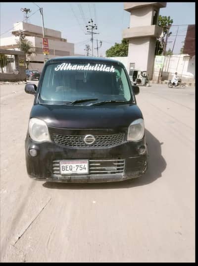 Nissan Moco 2012