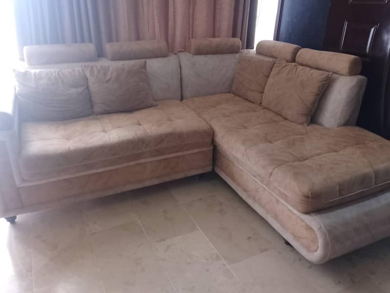 L shape sofa 0