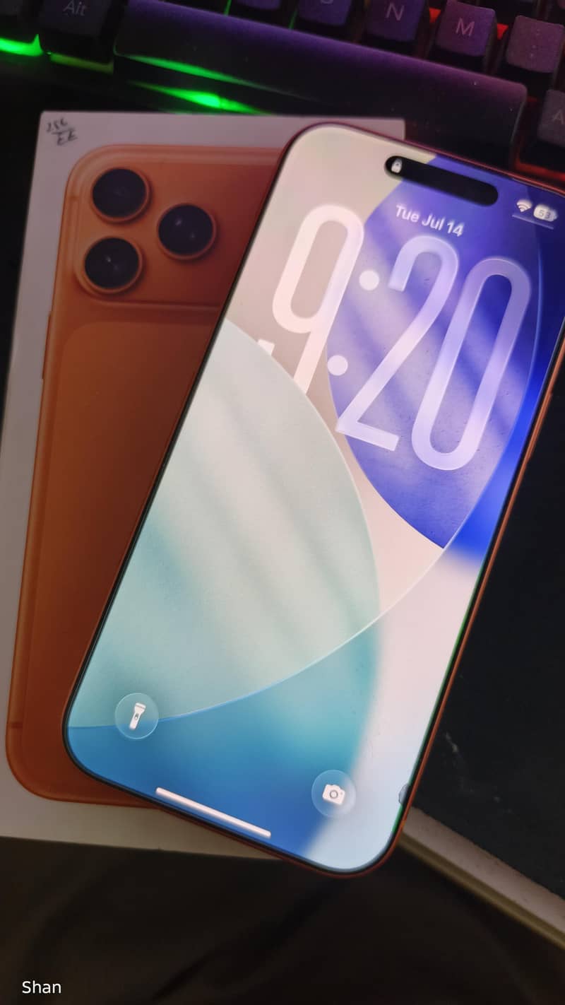 Apple iPhone 17 Pro Max 3