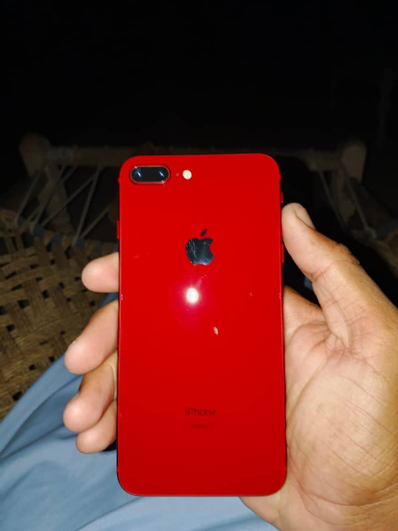 Apple iPhone 8 Plus 0