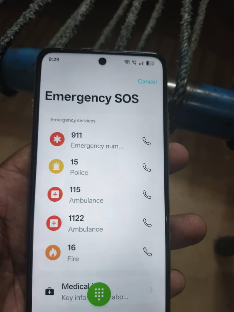 Realme C75 1
