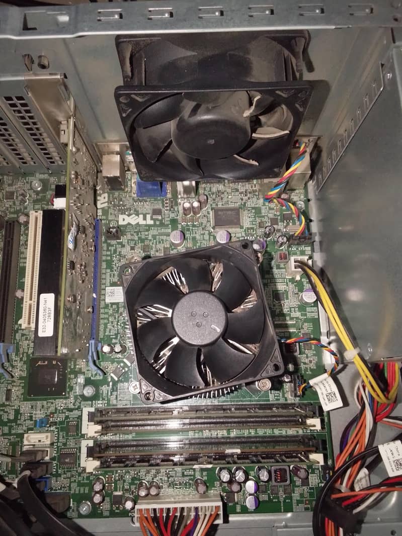 COMPUTER SETUP FOR SALE 11