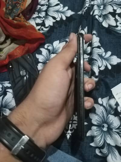 Iphone x 64 gb non pta panel change face working ha charging ic issue