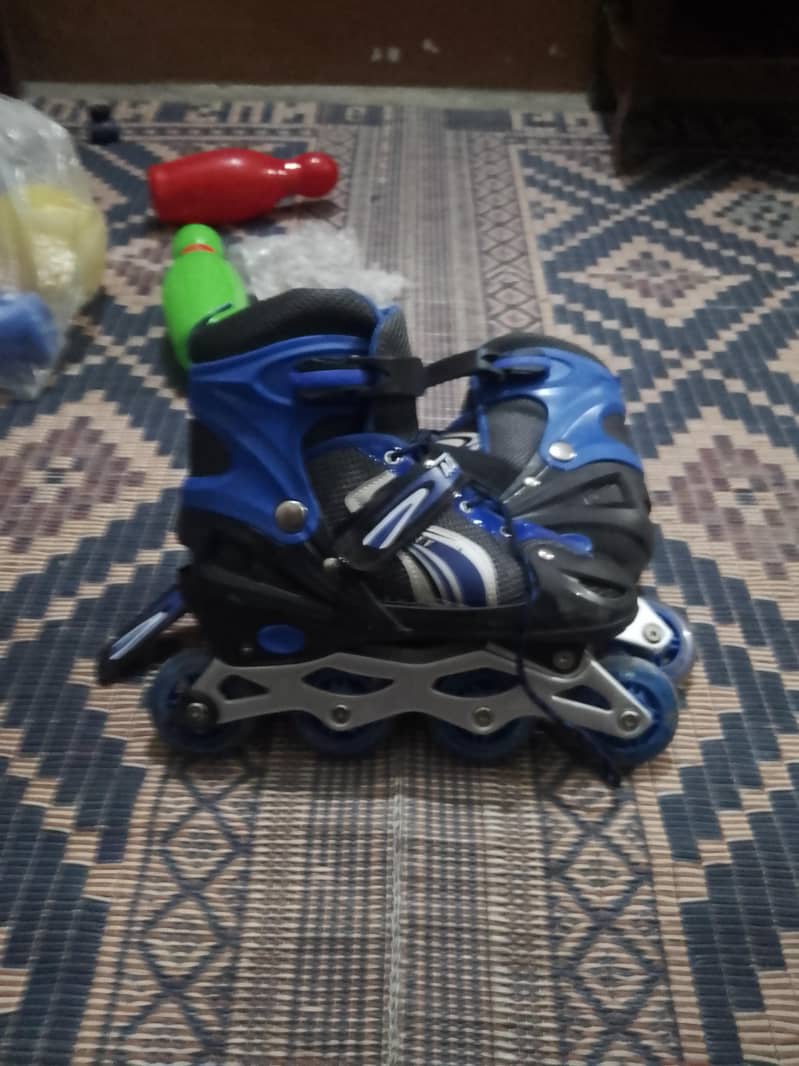 Inline skates/ Roller Skates 0