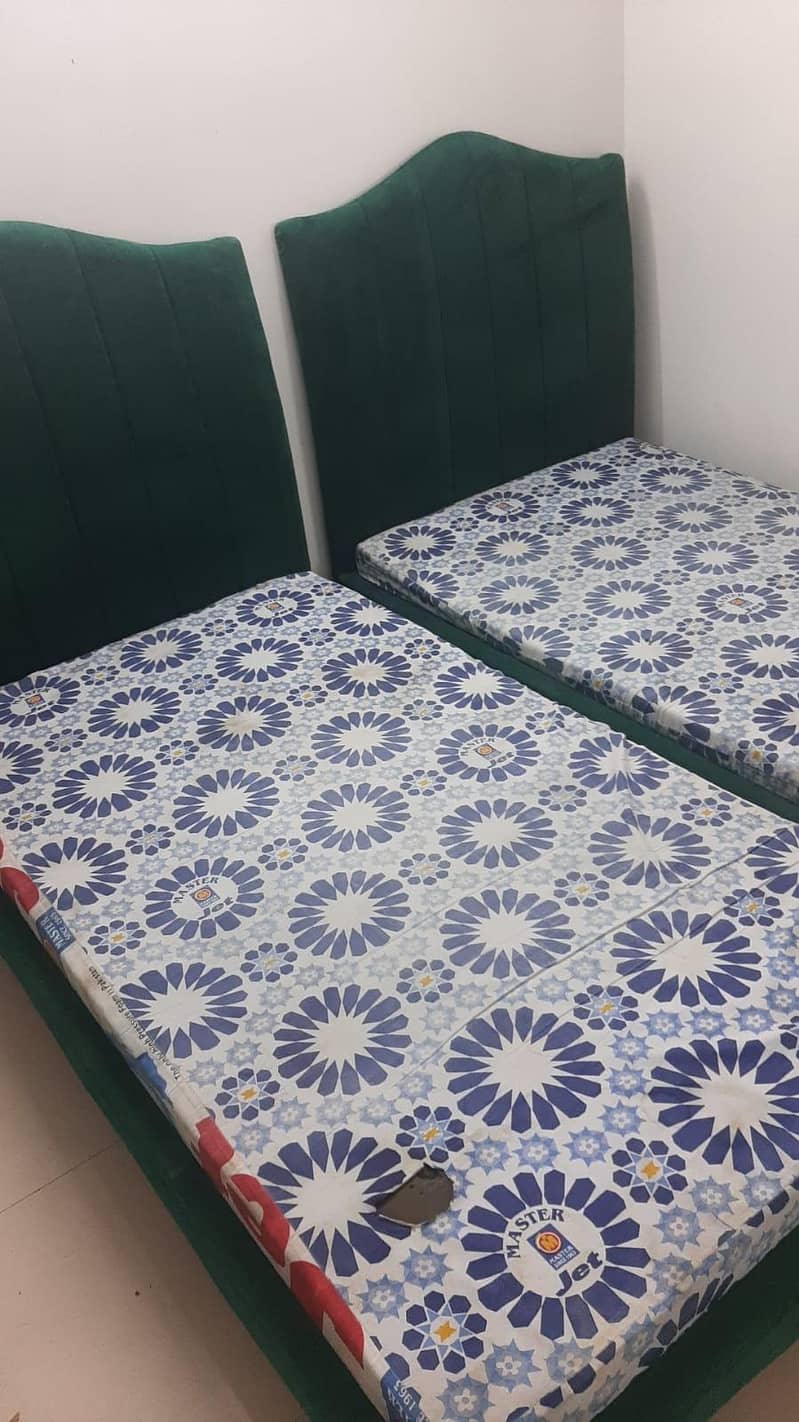 2 single bed 0