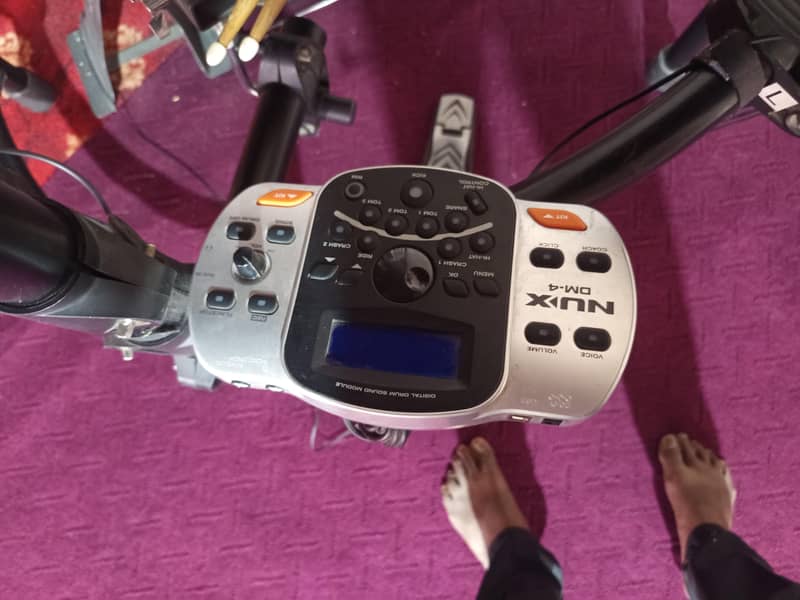 electronic drum kit (digital drum set) / 2