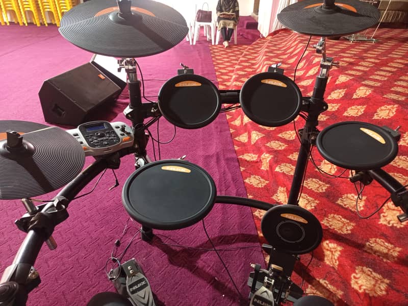 electronic drum kit (digital drum set) / 5