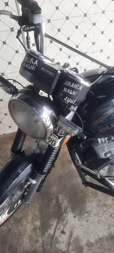 suzuki GS 150