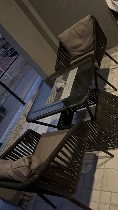 Outdoor table and chairs