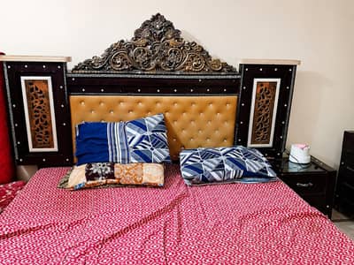 Jumbo Size Luxury Bedroom Set for Sale