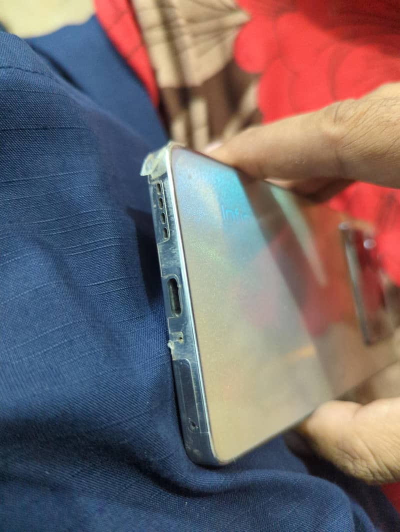 Infinix note 40 4