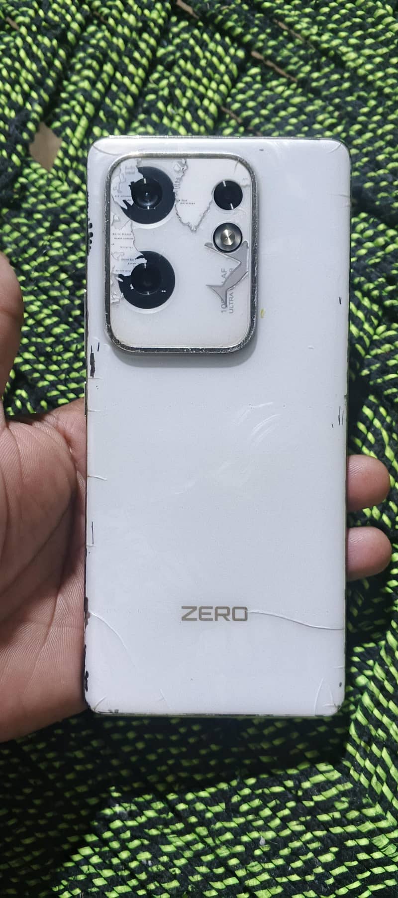 Infinix Zero 30 4