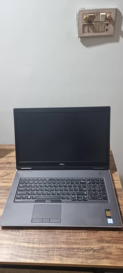 Dell Precision 7740 Workstation