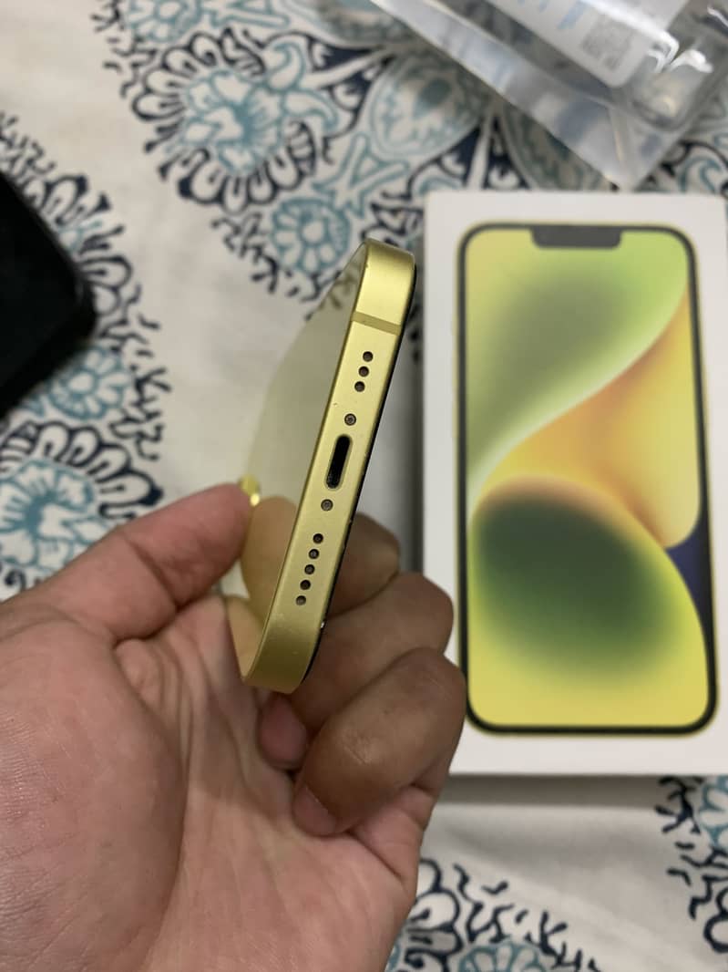 Apple iPhone 14 6
