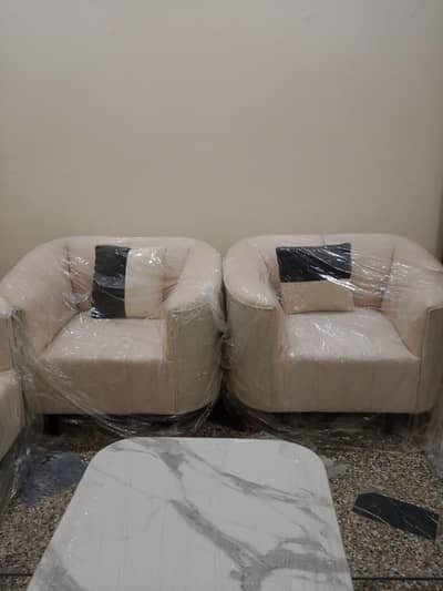 urgent sale crown sofa set
