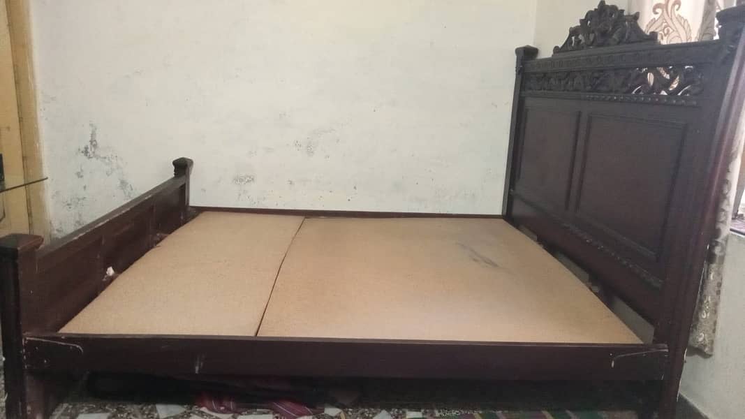 Bed dressing and side tables 1