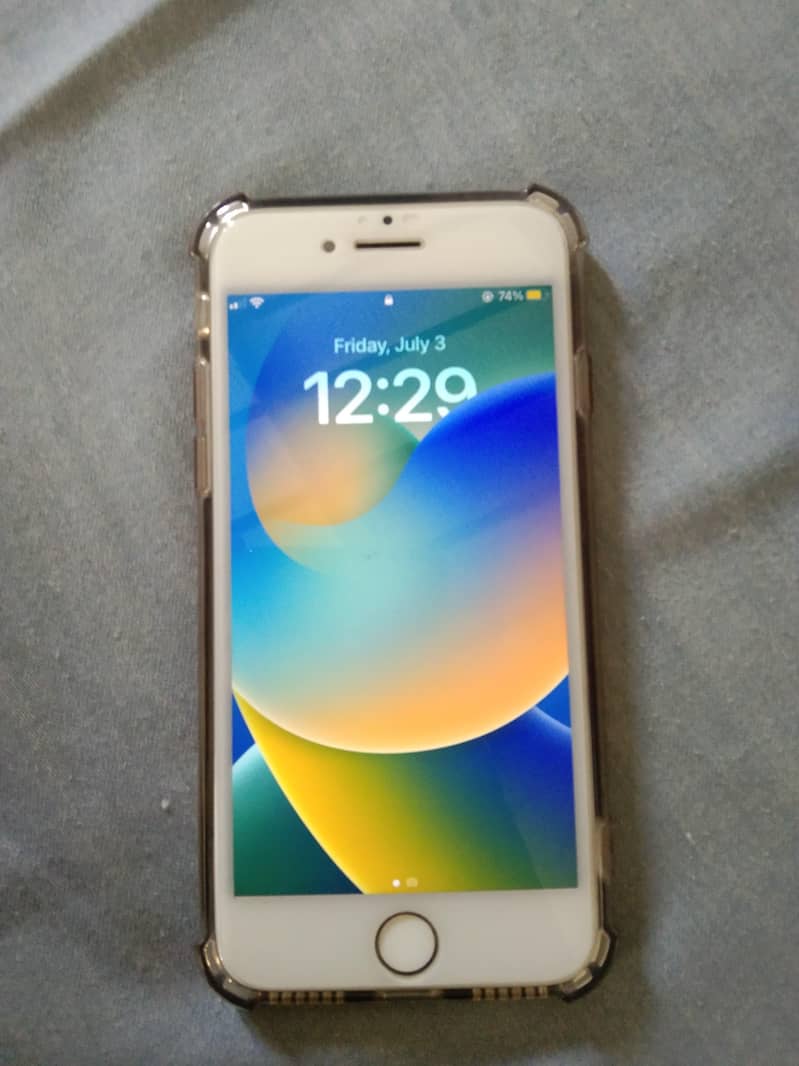 Apple iPhone 8 0