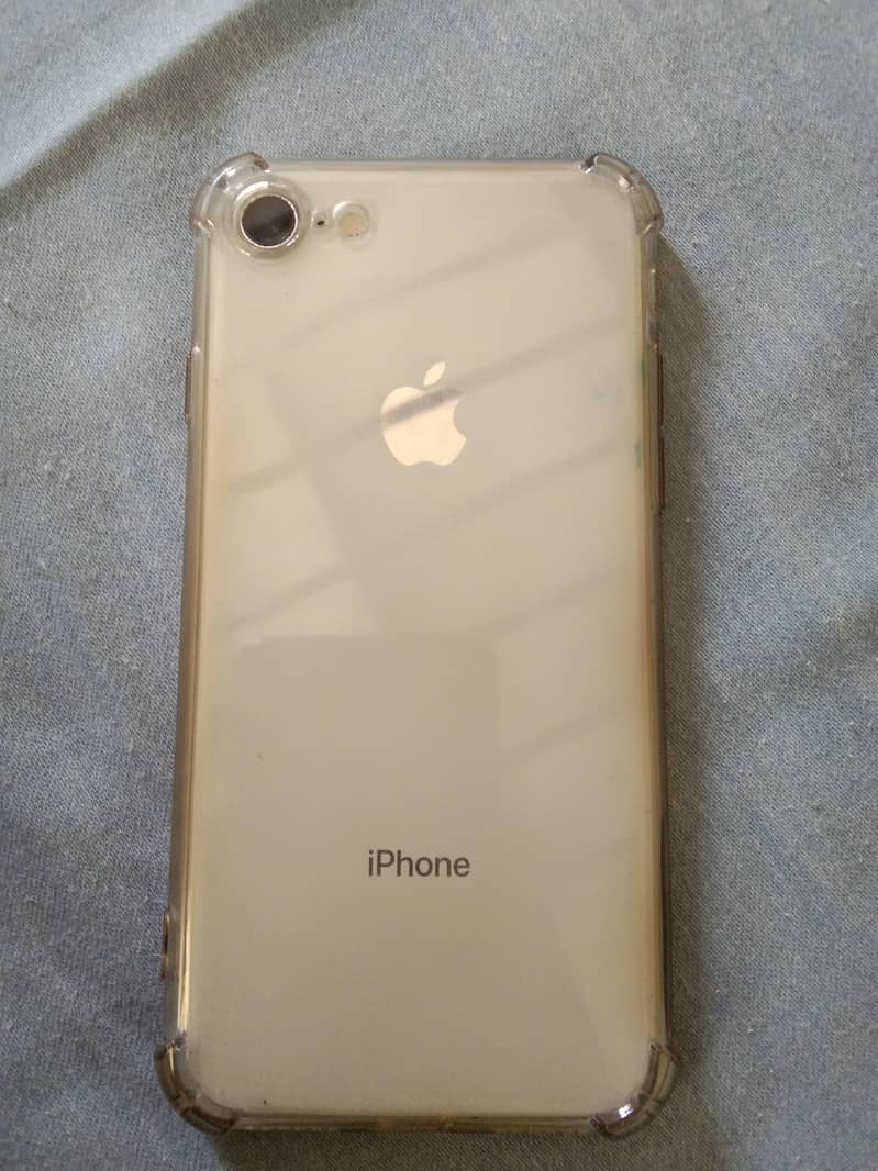 Apple iPhone 8 1